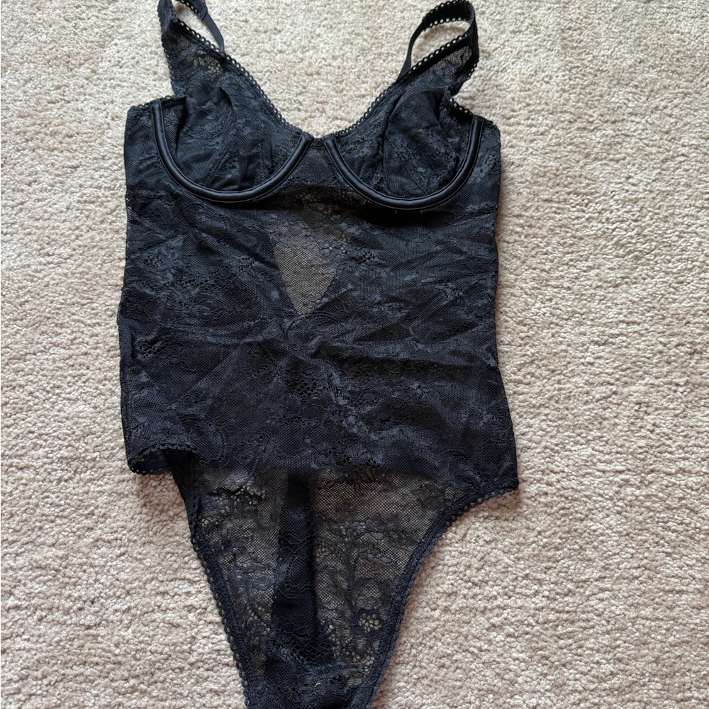 NWT Abercrombie & Fitch body suit